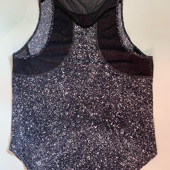 lululemon tank top - Picture 2 of 3